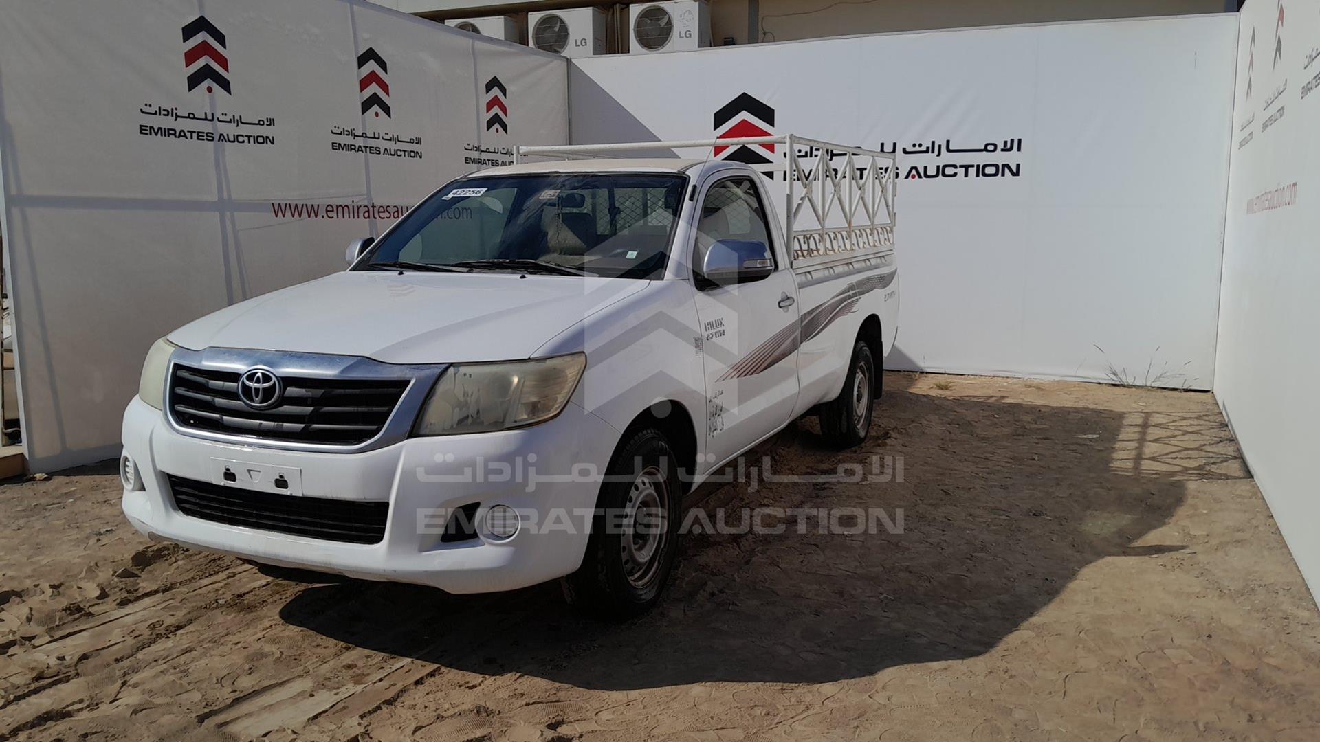 2012 TOYOTA HILUX VIN: MR0CX12GXC0075223