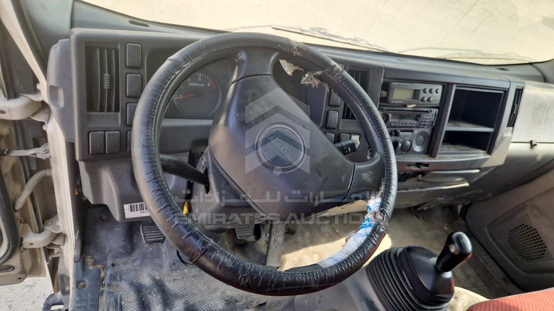 2013 Isuzu NMR — Steering & Mounted Controls — Photo 13