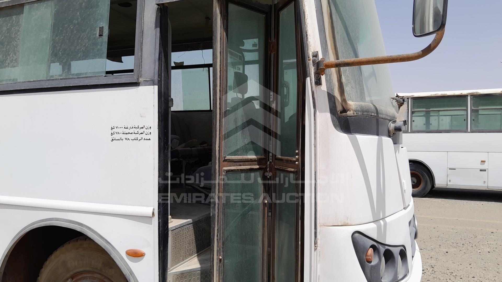 2016 TATA BUS VIN: MAT449253G0L01644
