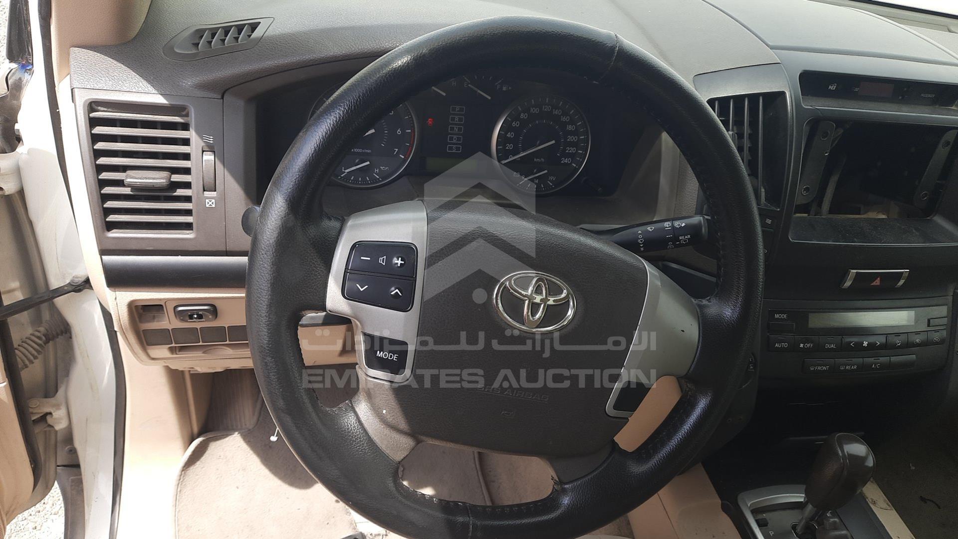 2013 TOYOTA LAND CRUISER VIN: JTMDU09J3D5072580