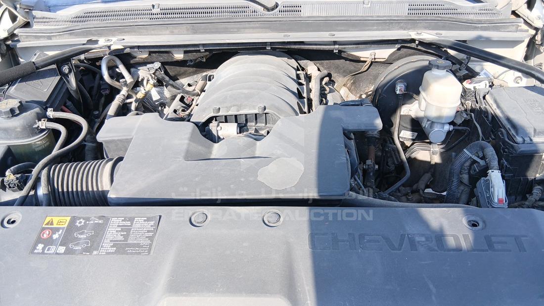 2019 Chevrolet Suburban — Engine Bay — Photo 28