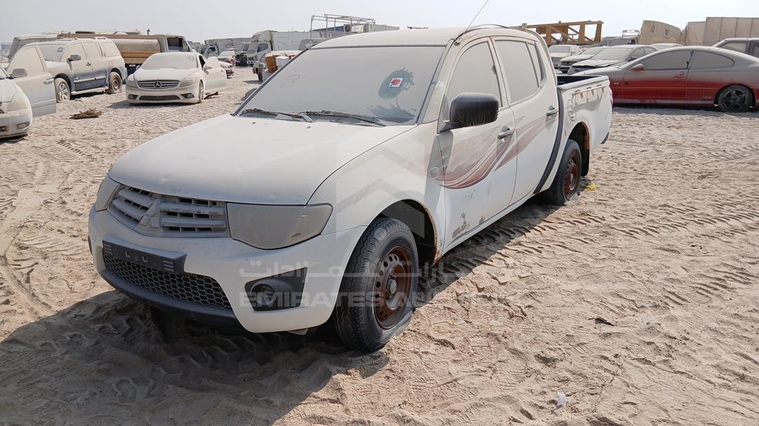 2012 Mitsubishi L 200 — Front Left Angle — Photo 5