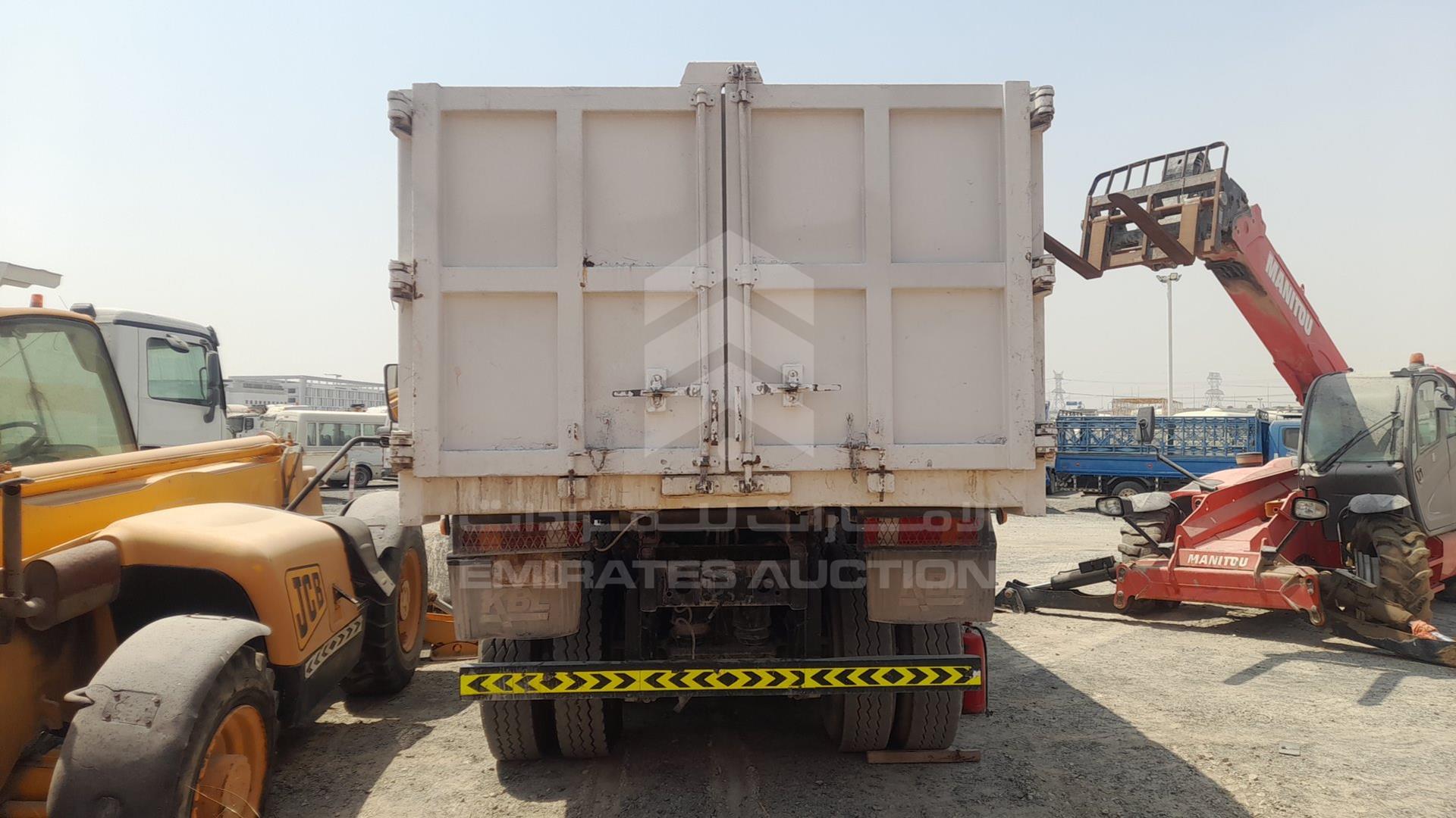 2008 MERCEDES ACTROS VIN: WDAKHCAA18L329393