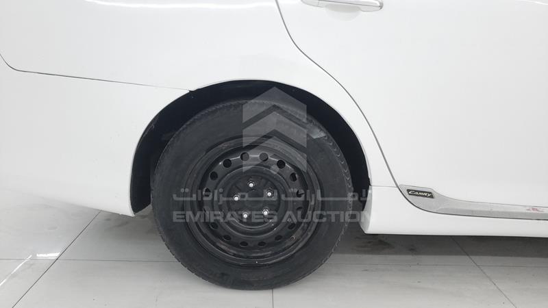 6T1BF9FK7FX563065 Auction: EmiratesAuction Lot: 409828 6T1BF9FK7FX563065 Toyota Camry 2015 WHITE Photo 34