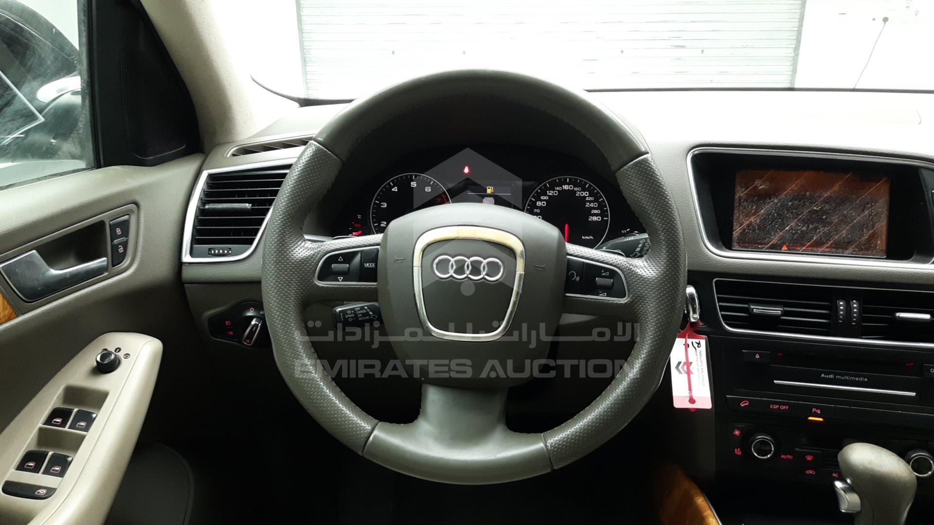 2010 AUDI Q5 VIN: WAUCKC8R0AA045458