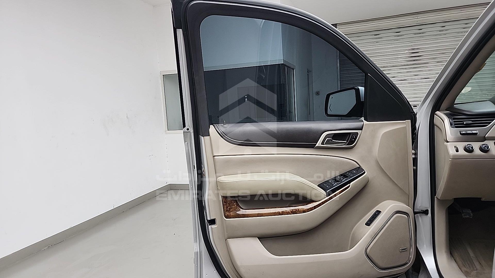 2015 GMC YUKON DENALI VIN: 1GKS27KJ7FR257490
