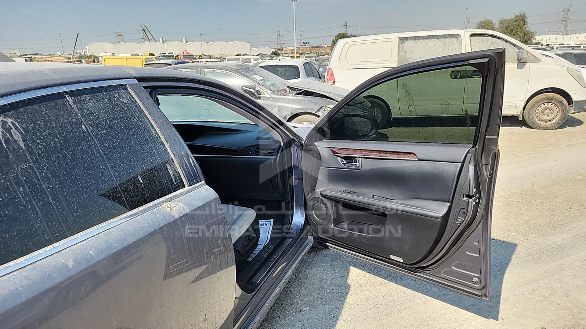 2015 LEXUS ES 350 VIN: JTHBK1GG9F2157520
