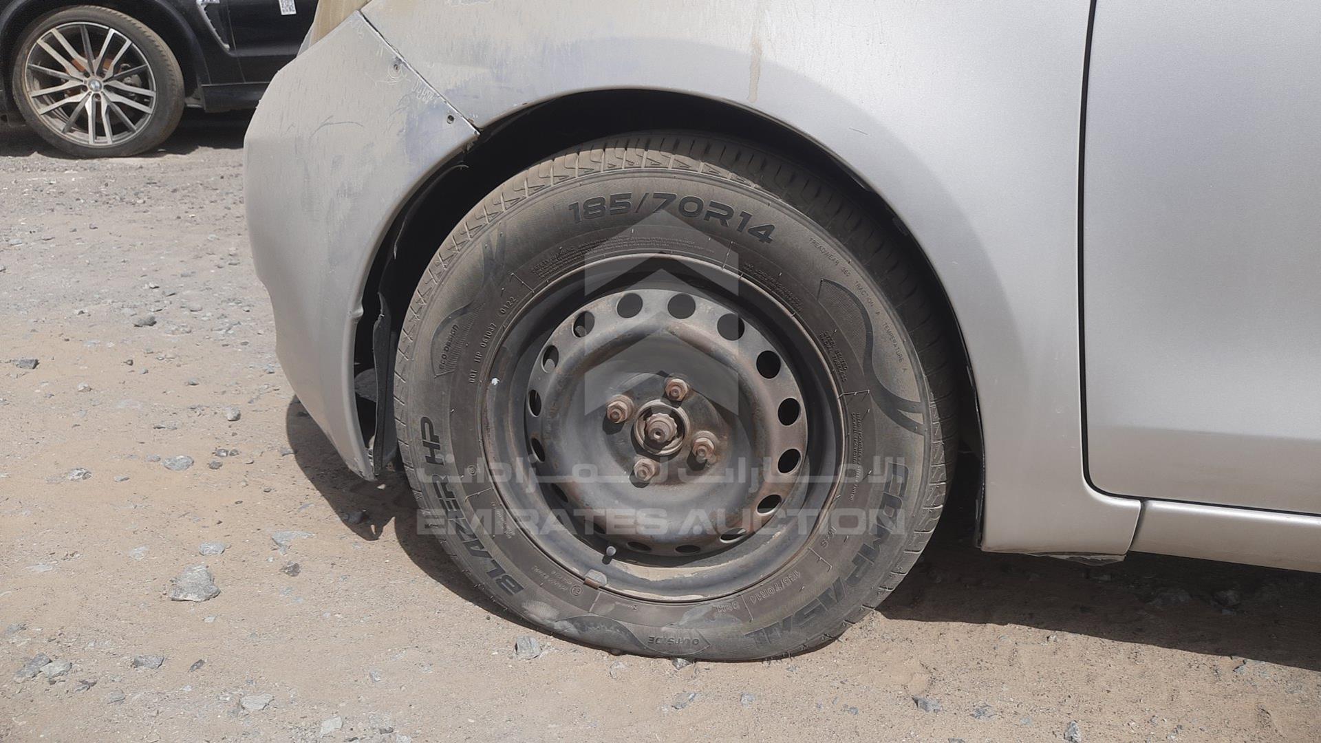 2006 TOYOTA YARIS VIN: JTDKW923465027782