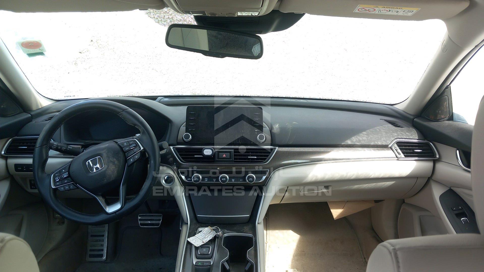 2018 HONDA ACCORD VIN: 1HGCV2638JA600306