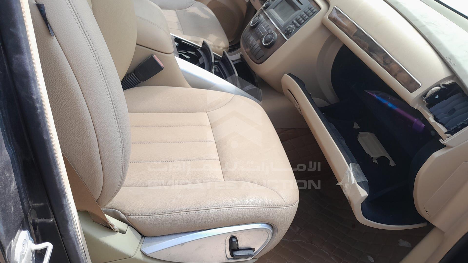 0 MERCEDES R 280 VIN: WDCCB54E79A094275