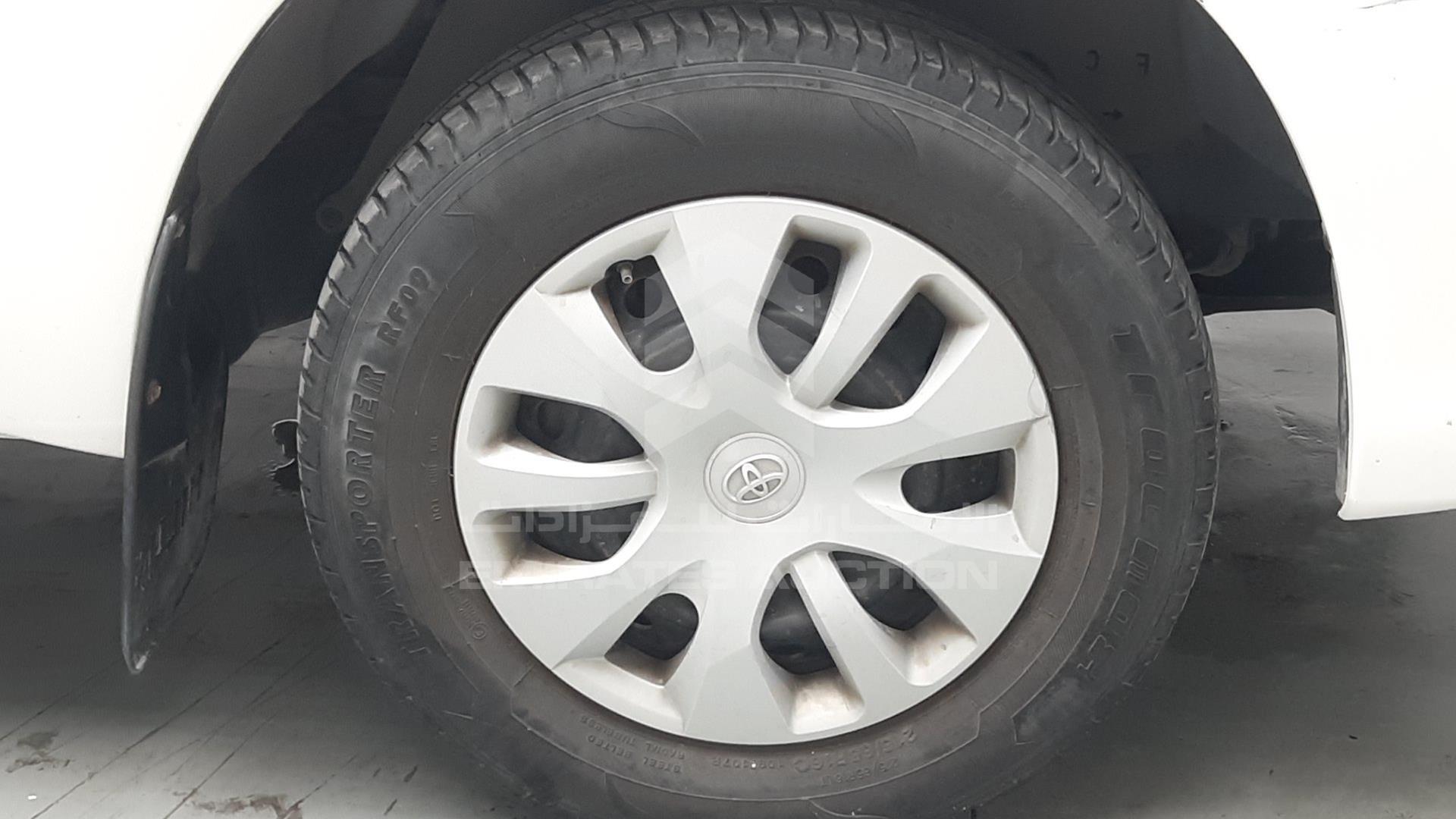 2017 TOYOTA HILUX VIN: MR0CX8CD3H0542227