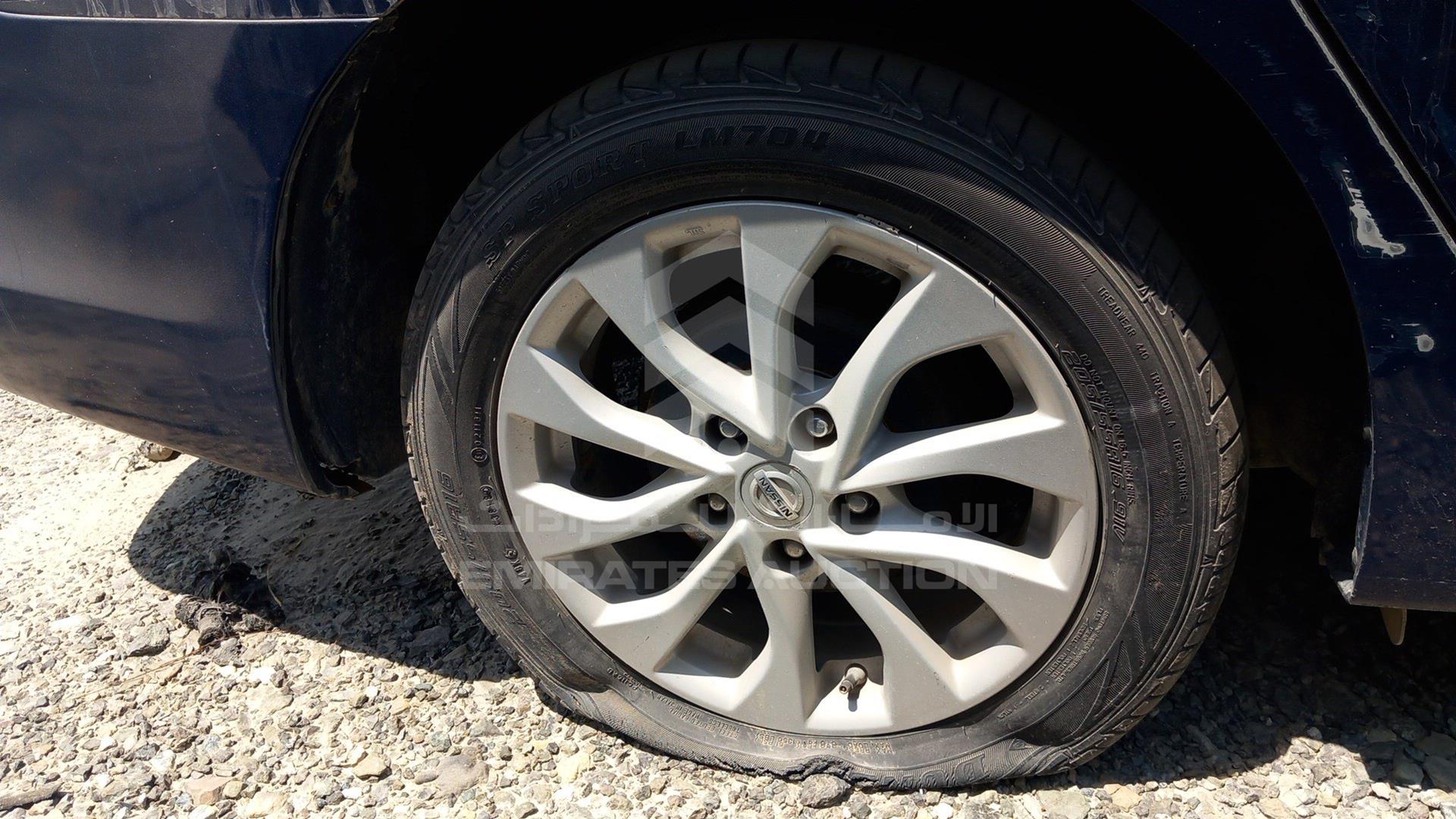 2018 NISSAN SENTRA VIN: 3N1AB7AP9JY292275