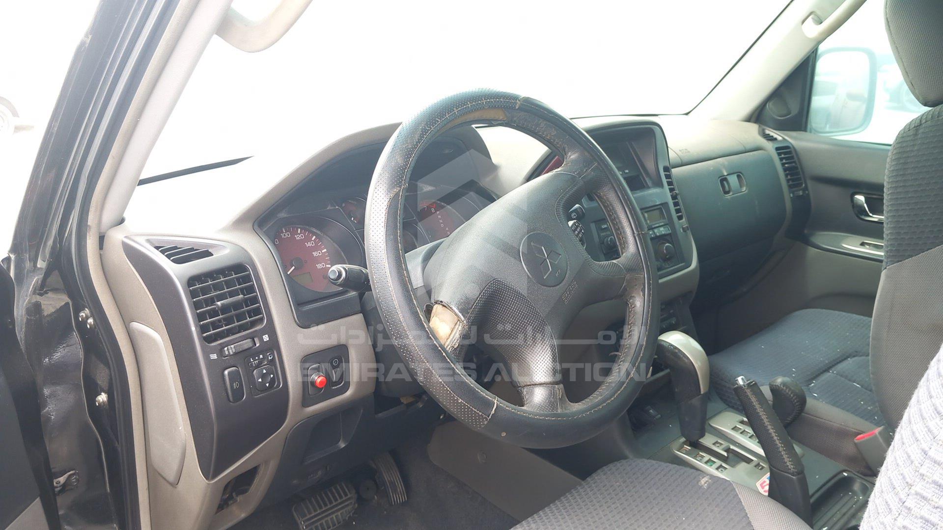 2003 MITSUBISHI PAJERO VIN: JMYMRV63W3J706395