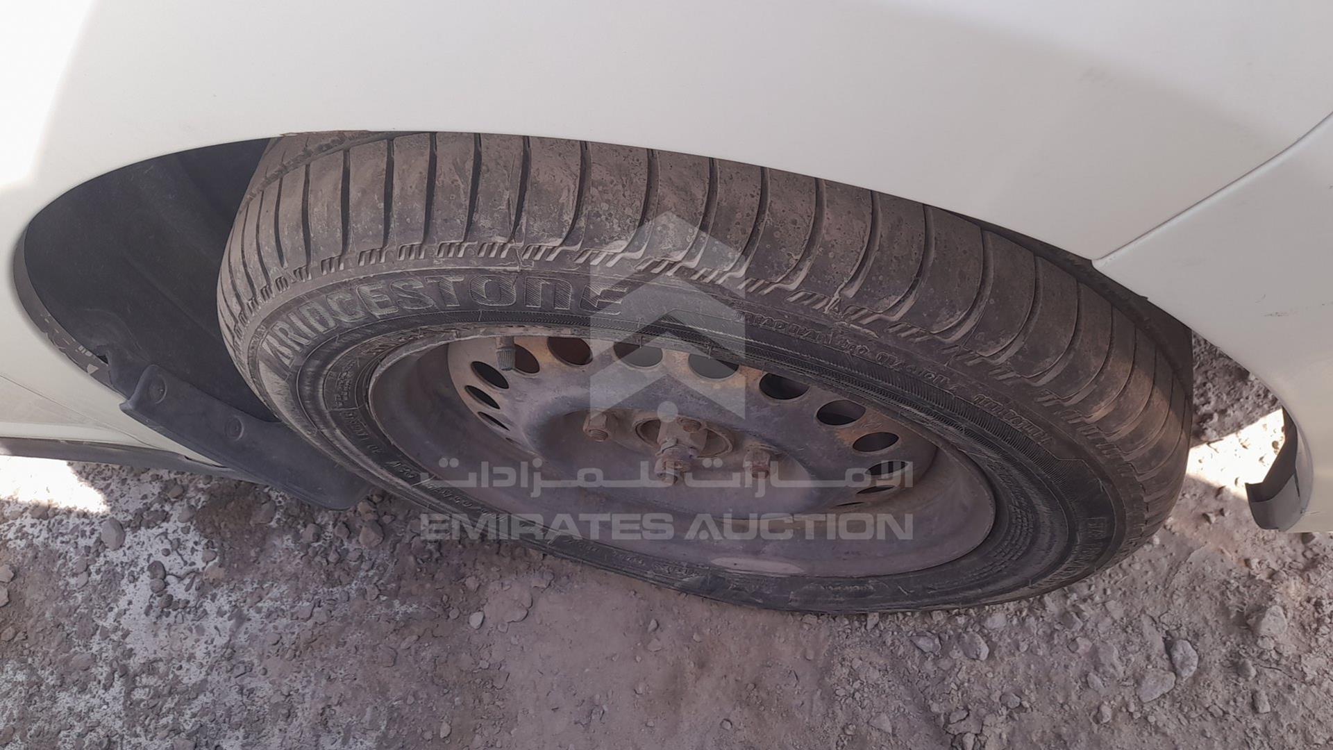2006 NISSAN TIIDA VIN: JN1CC11CX6T106422