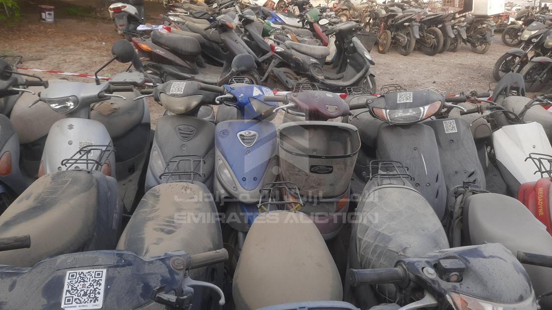 20 Scooter - Scrap without document — Front Right Passenger Seat View — Photo 22