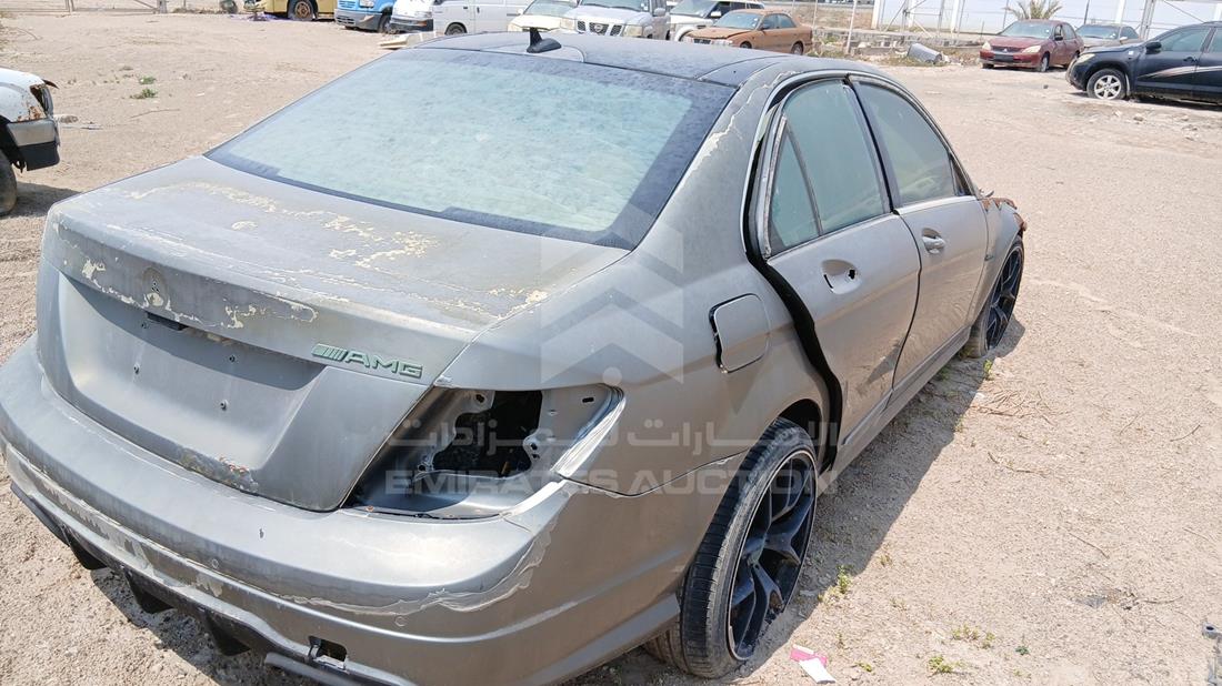 2008 Mercedes C200 — Rear Right Angle — Photo 8