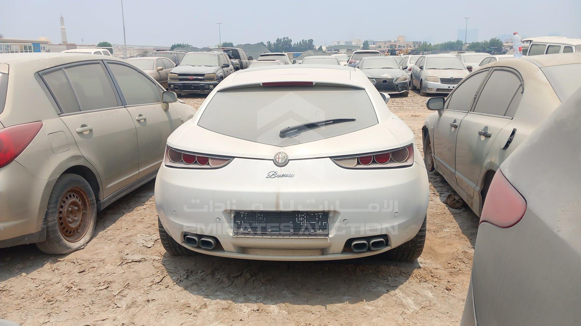 0 ALFA ROMEO --- VIN: ZAR93900005021104