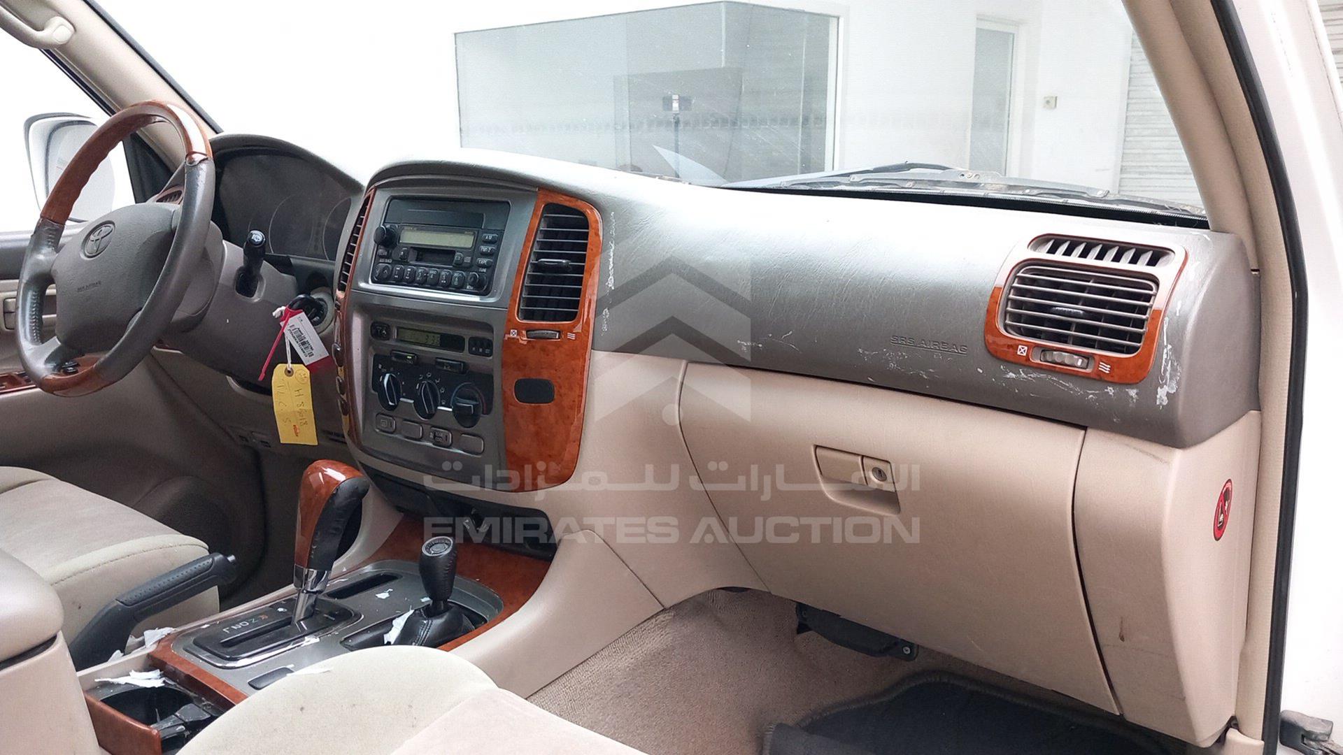 2007 TOYOTA LAND CRUISER VIN: JTEHJ09J675160923