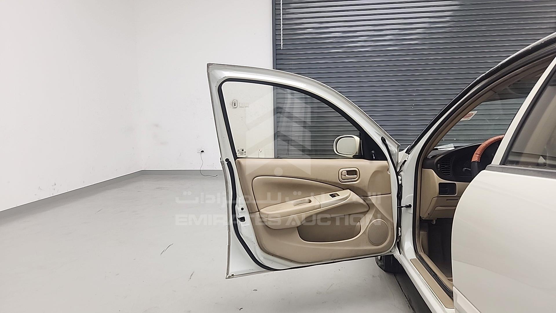2011 NISSAN SUNNY VIN: KNMCC42H8BP847082