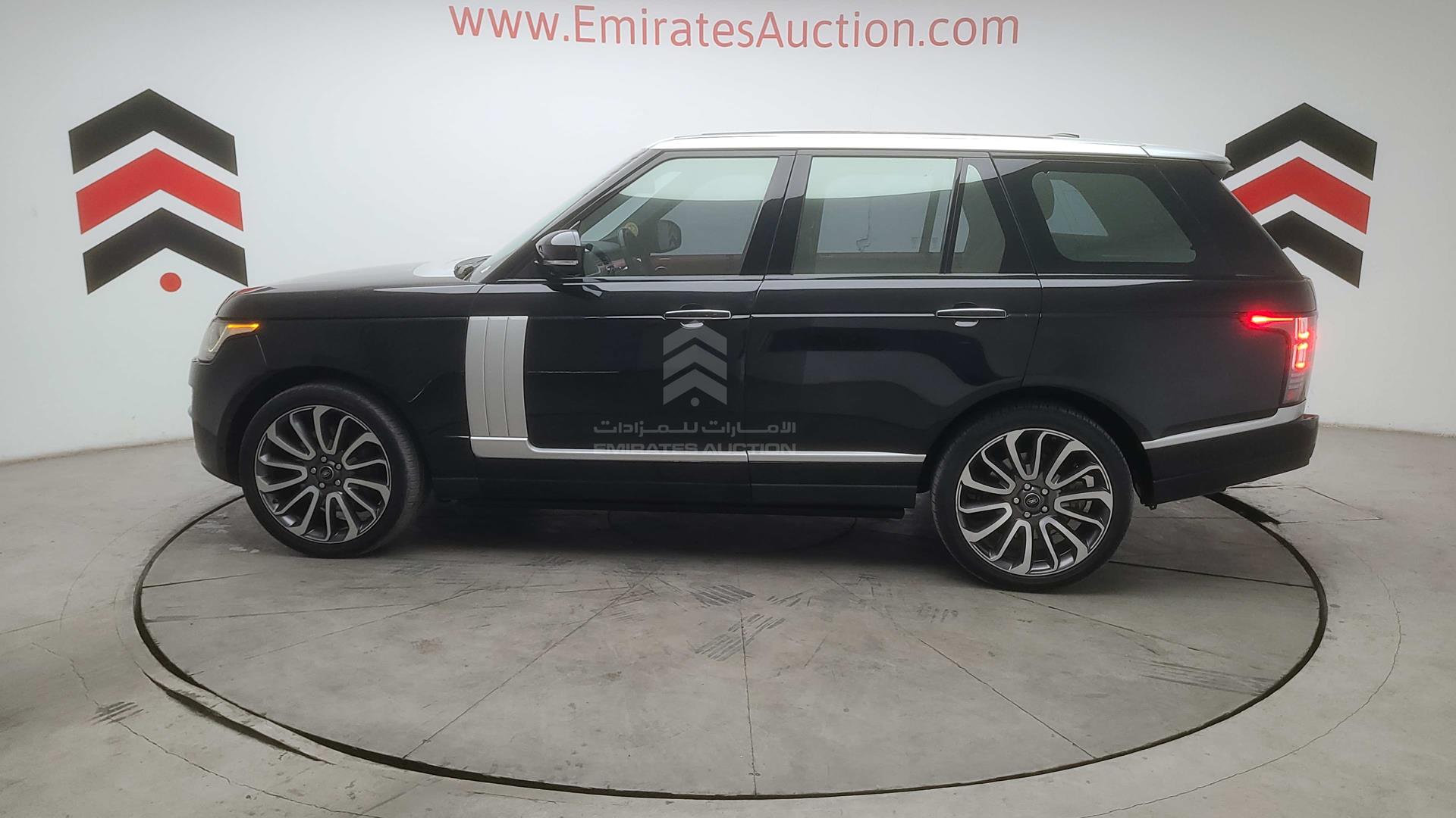 2015 RANGE ROVER VOGUE VIN: SALGA2EF7FA204715