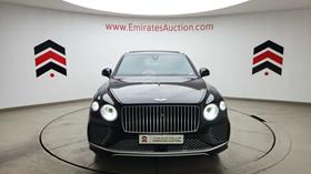 2025 Bentley Bentayga — 360-degree view — Thumbnail