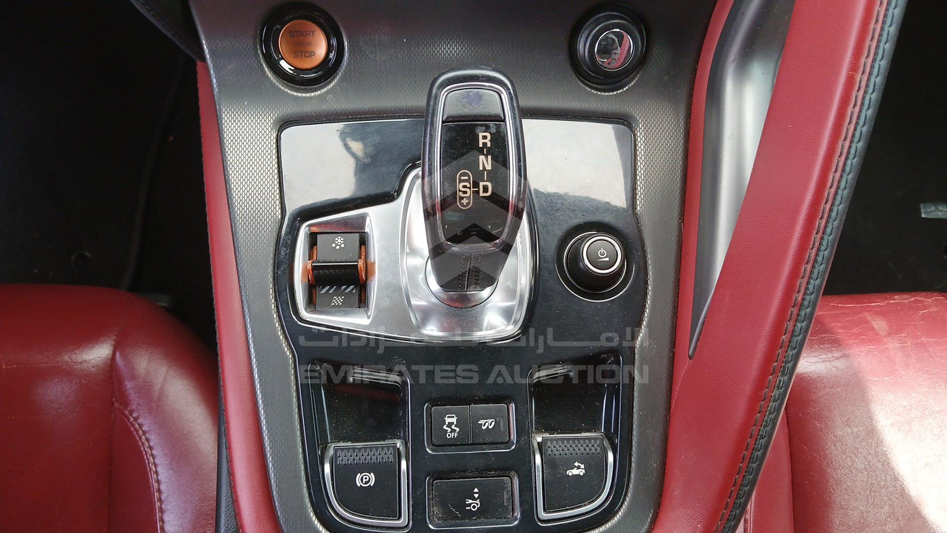 2014 JAGUAR F-TYPE VIN: SAJAA65G2E8K06277