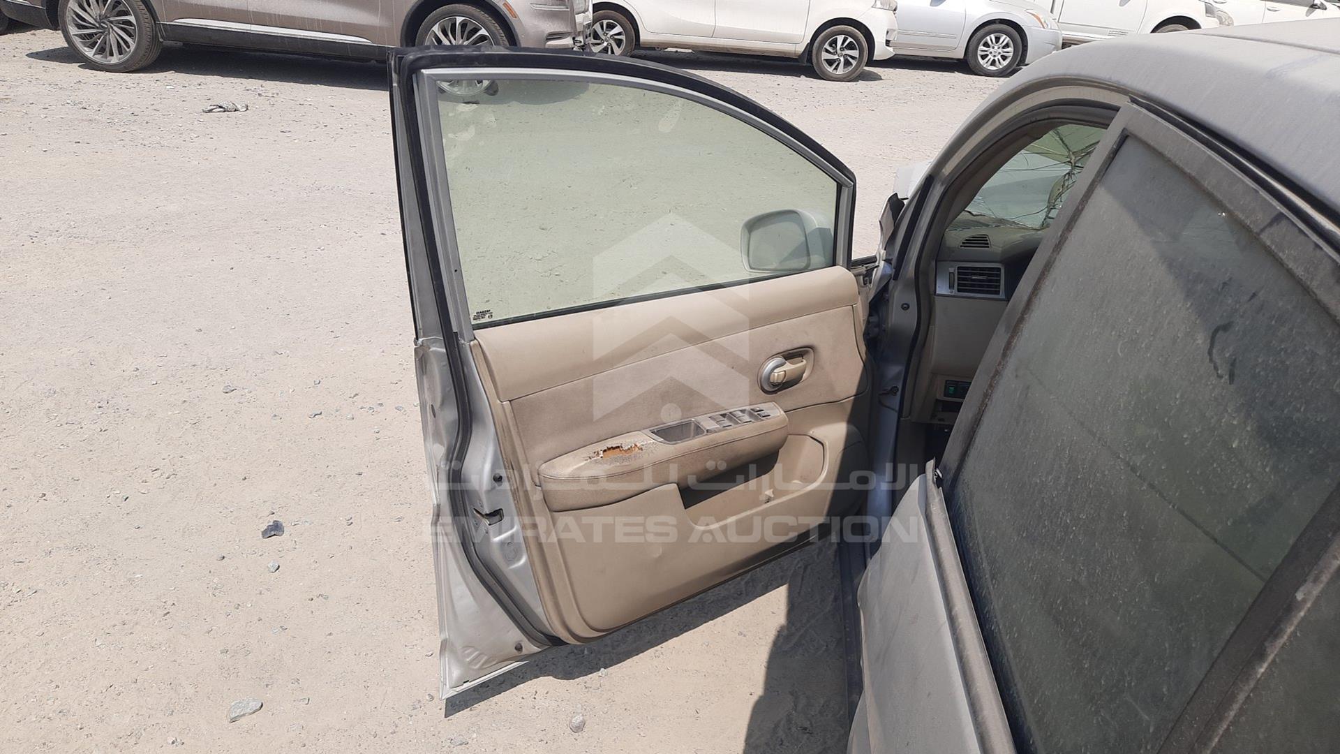 2012 NISSAN TIIDA VIN: 3N1BC1C74CK223818
