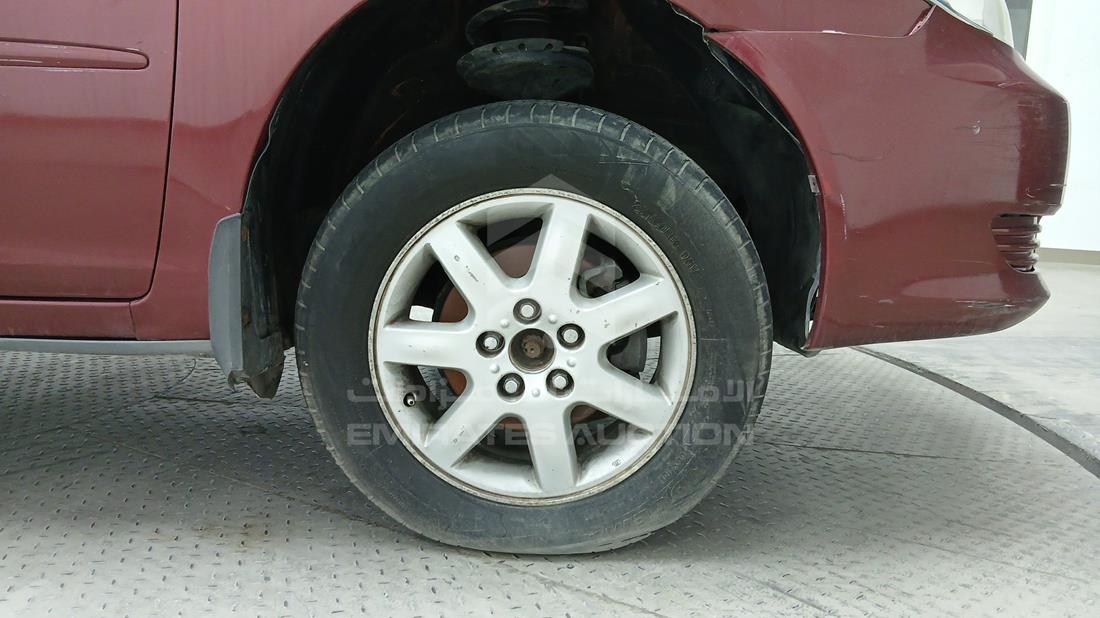 2002 Toyota Camry — Front Right Tyre — Photo 44