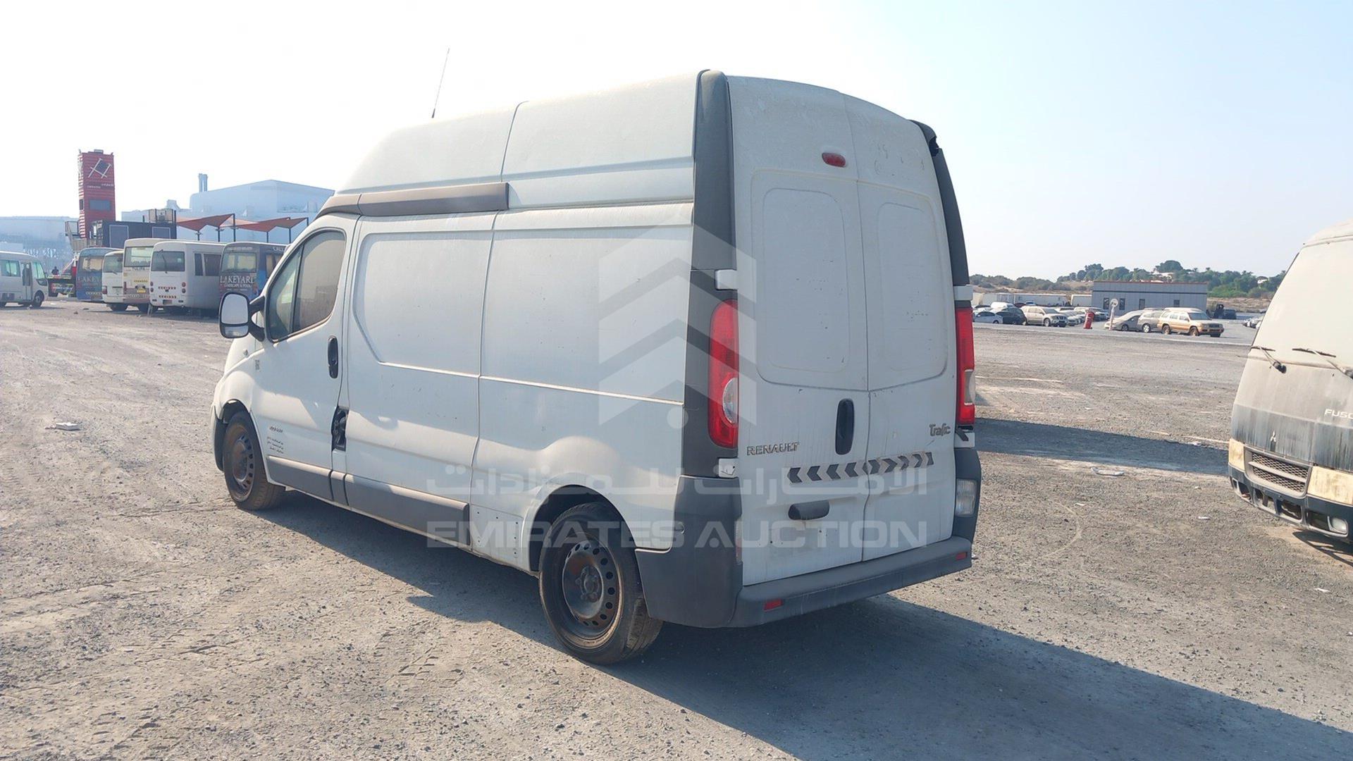2015 RENAULT TRAFIC VIN: VF1GFAB16FY782676