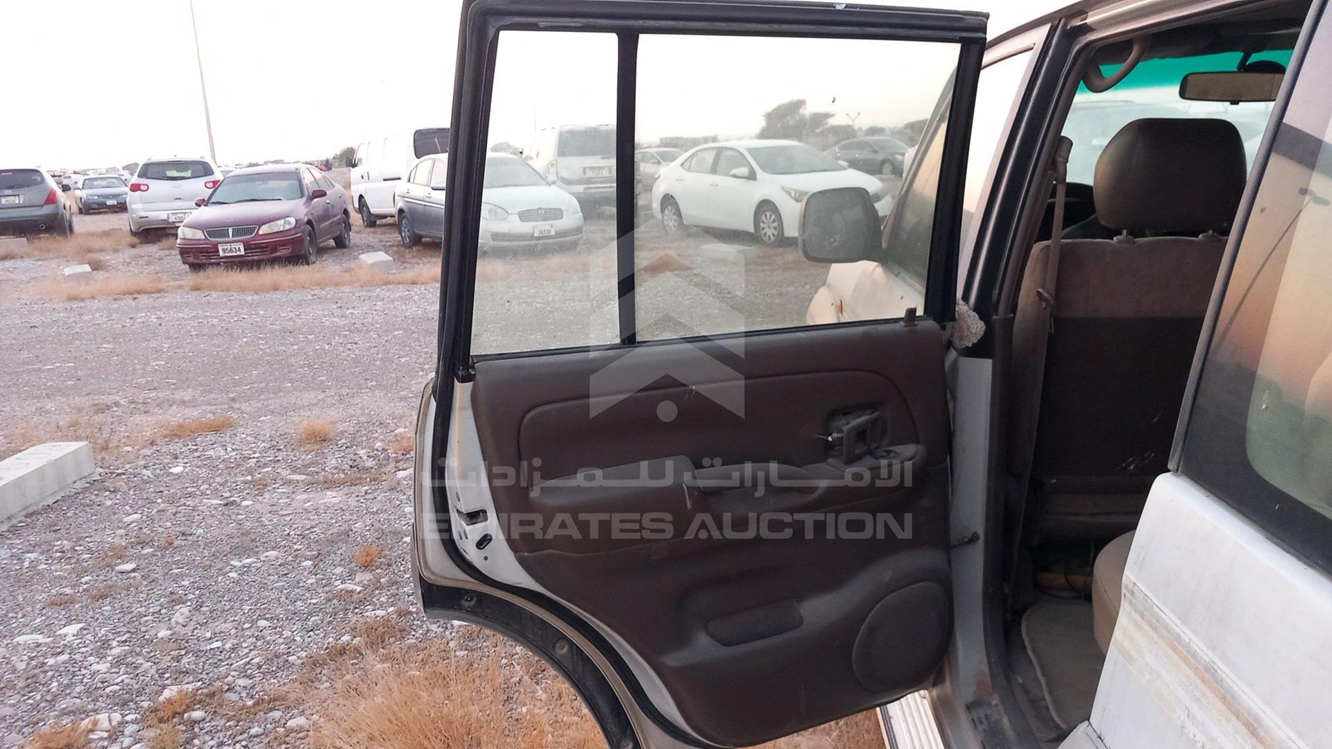 2001 TOYOTA PRADO VIN: JTEBM99J010039519