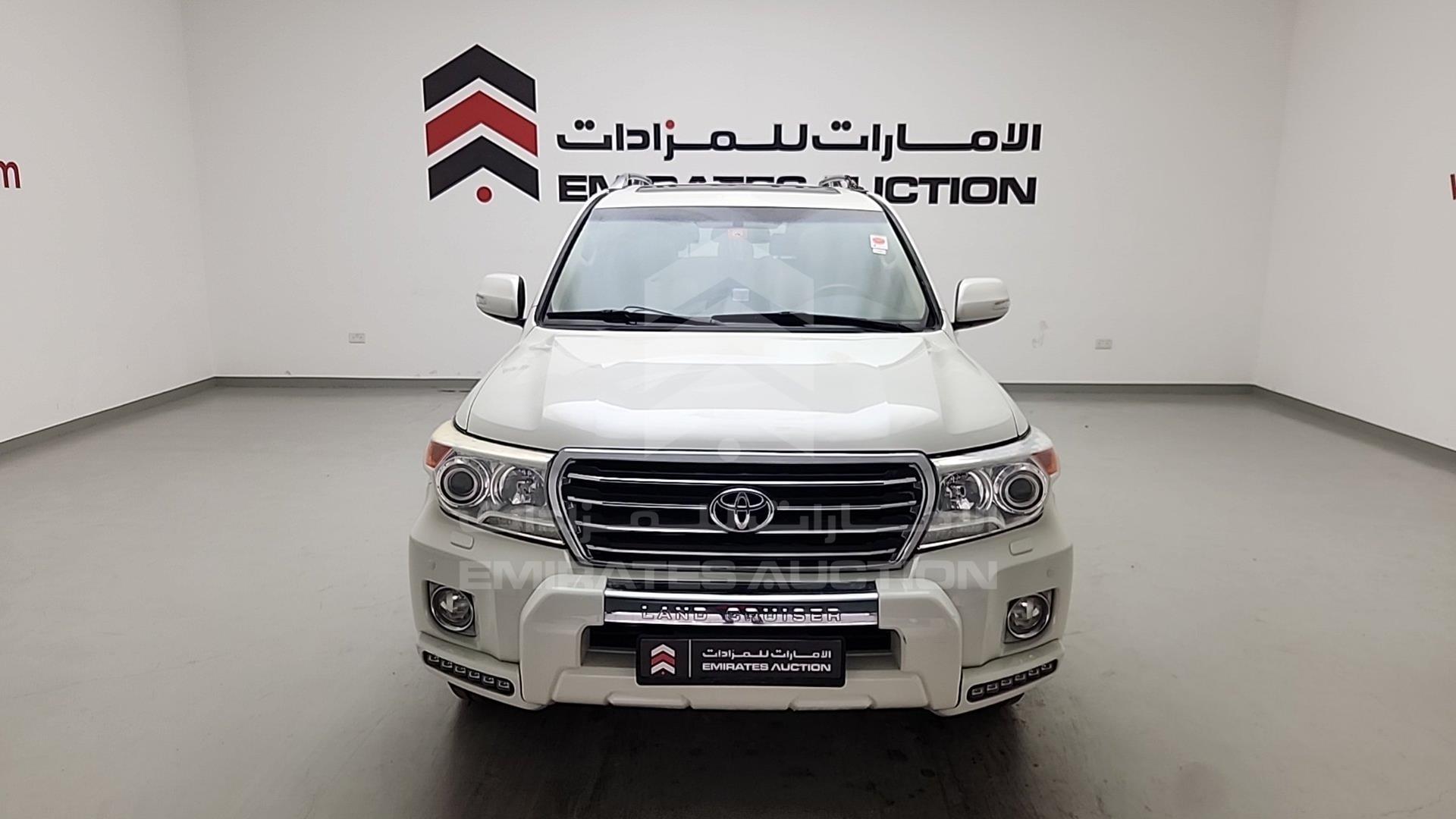 2014 TOYOTA LAND CRUISER VIN: JTMHX09J3E5044322