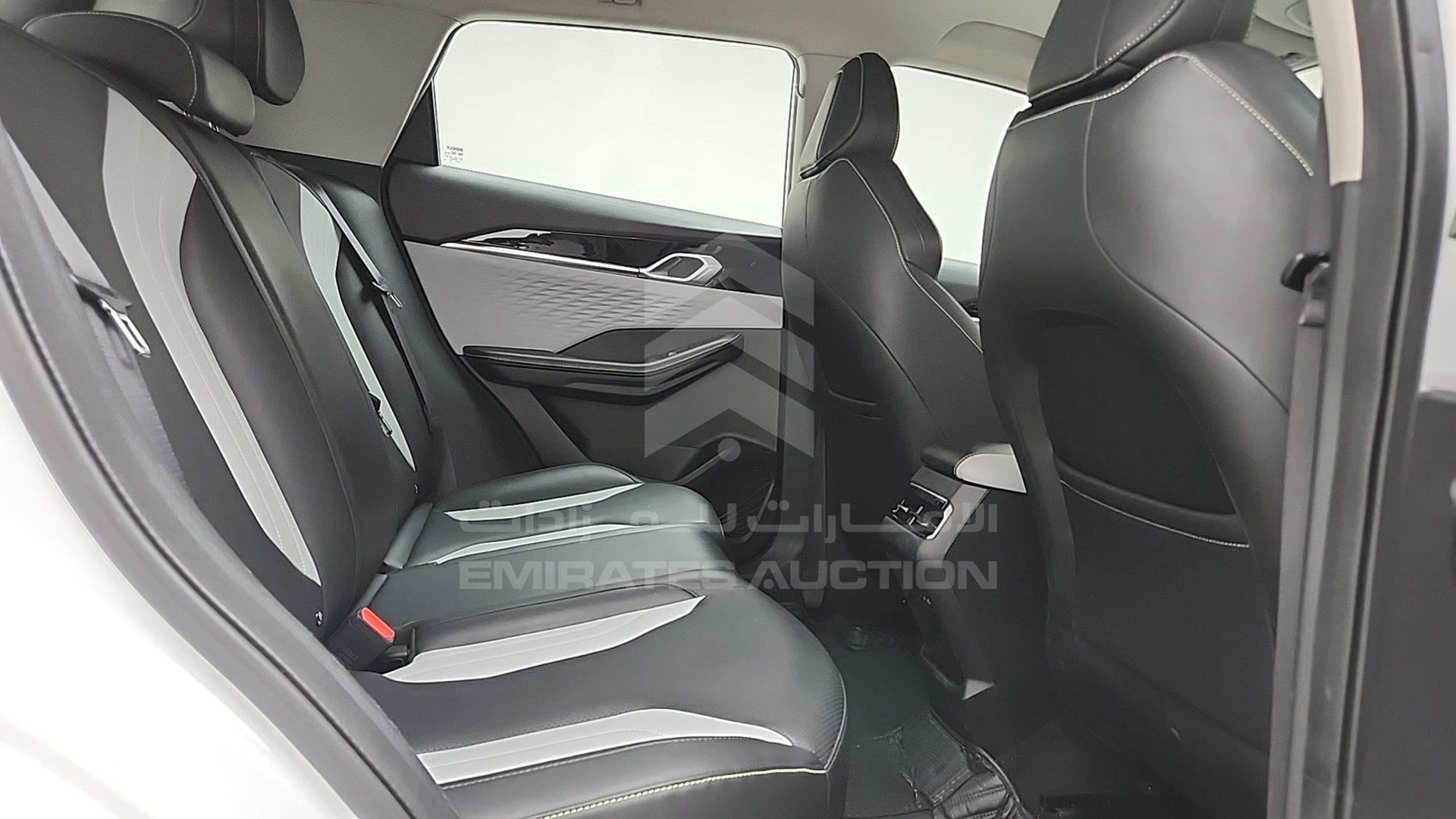 2024 GEELY COOLRAY VIN: LB3762KZ4RX505411