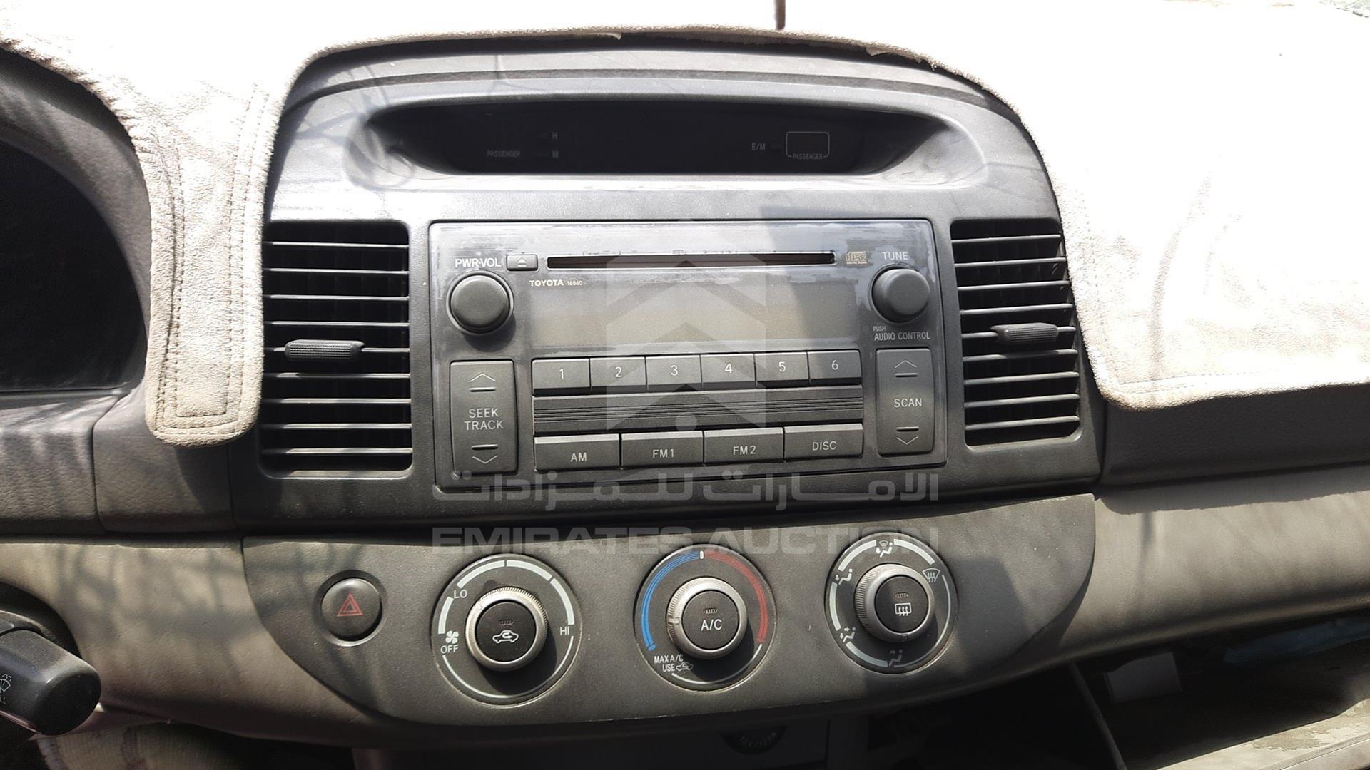 2005 TOYOTA CAMRY VIN: 4T1BE30KX5U501664