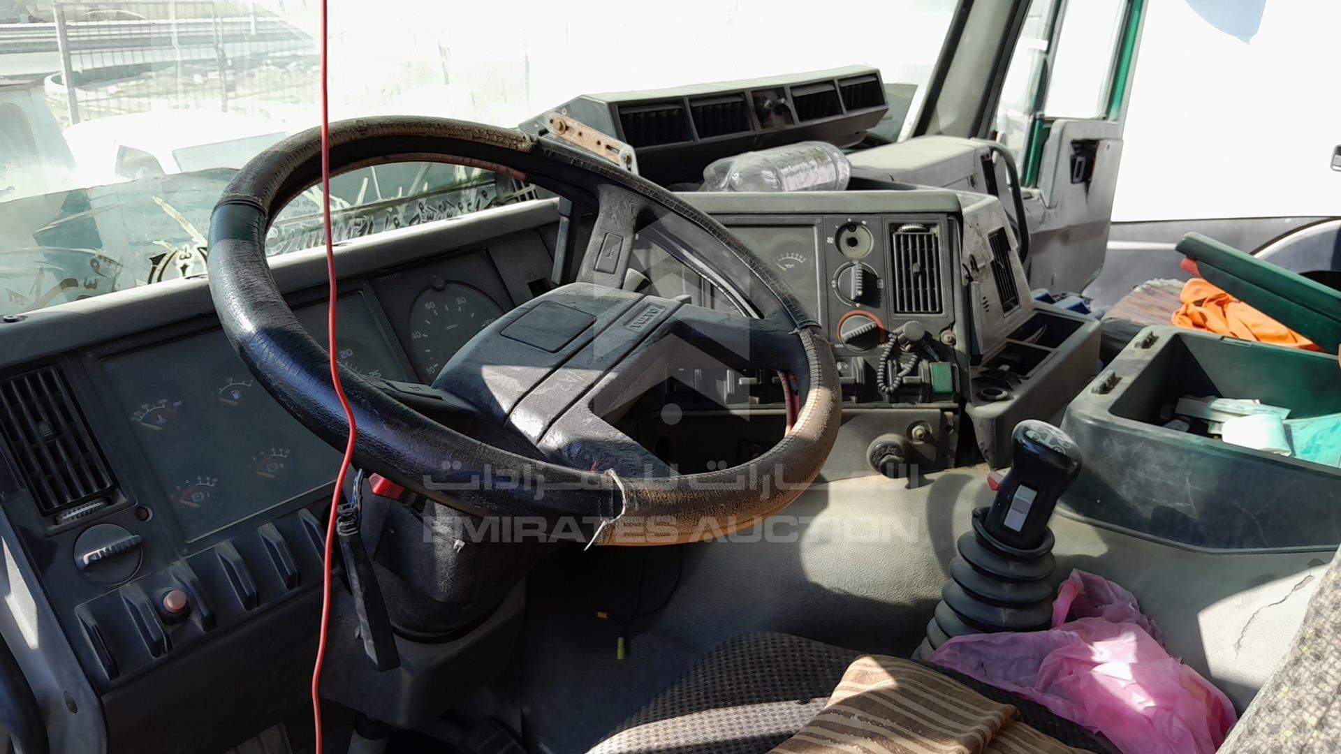 1996 VOLVO --- VIN: YV2F5A6C8TC754095