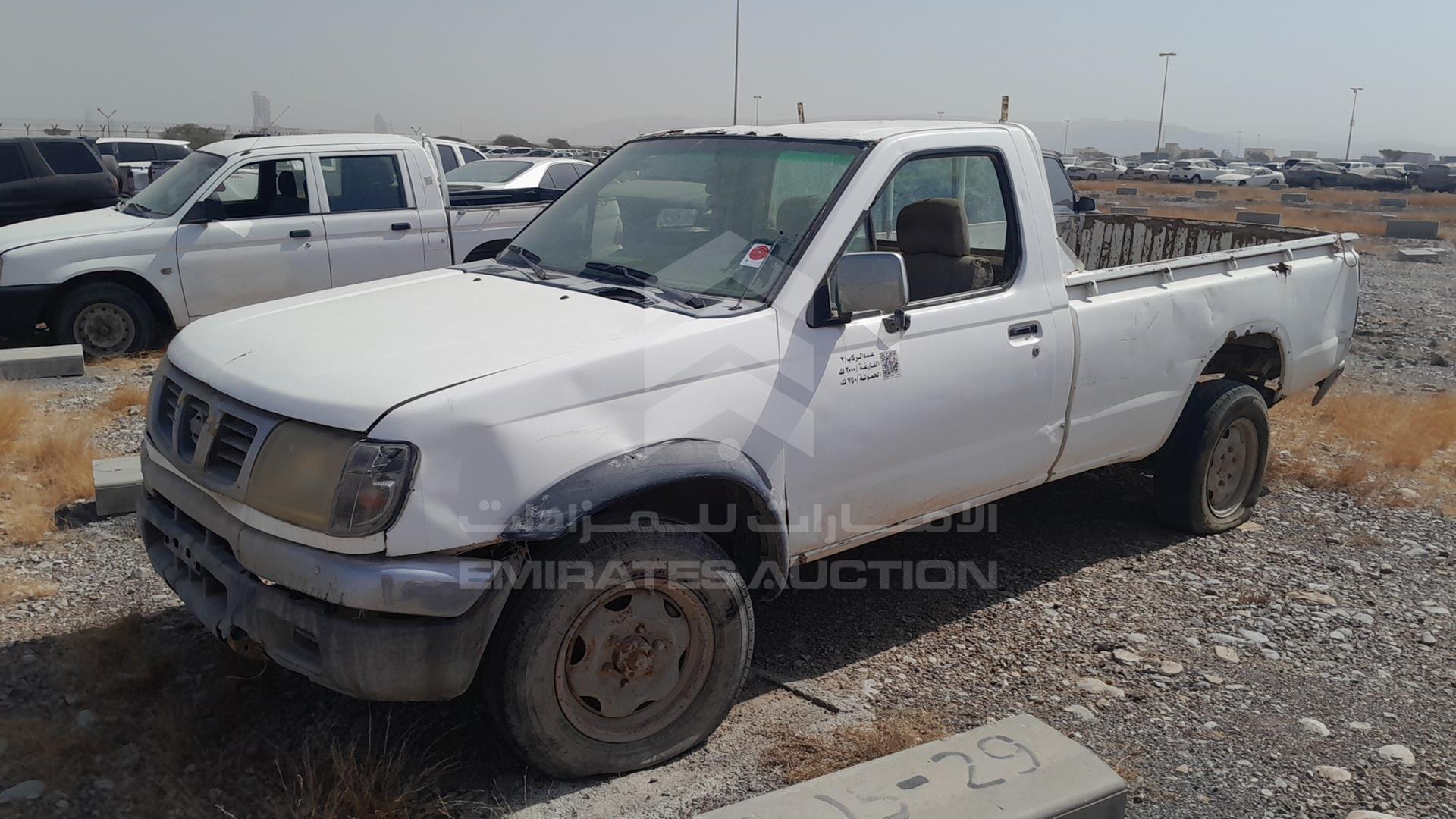 2001 NISSAN 2400 VIN: JN6DD22Y51X000201