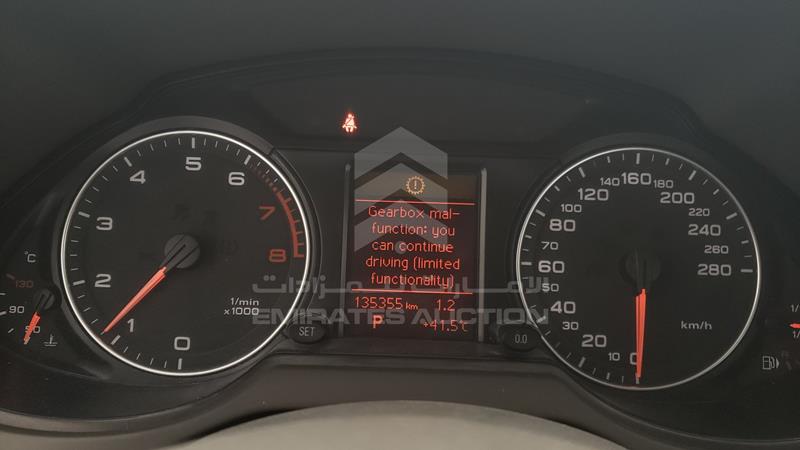 WAUKF68R29A022132 Auction: EmiratesAuction Lot: 405536 WAUKF68R29A022132 Audi Q5 2009 GREY Photo 2