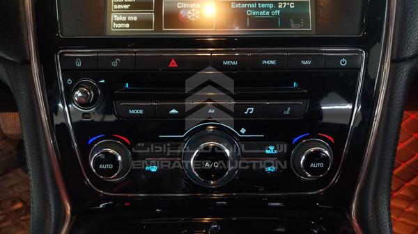 Jaguar X J 2015 SAJAA20N2FPV79969 Image 12