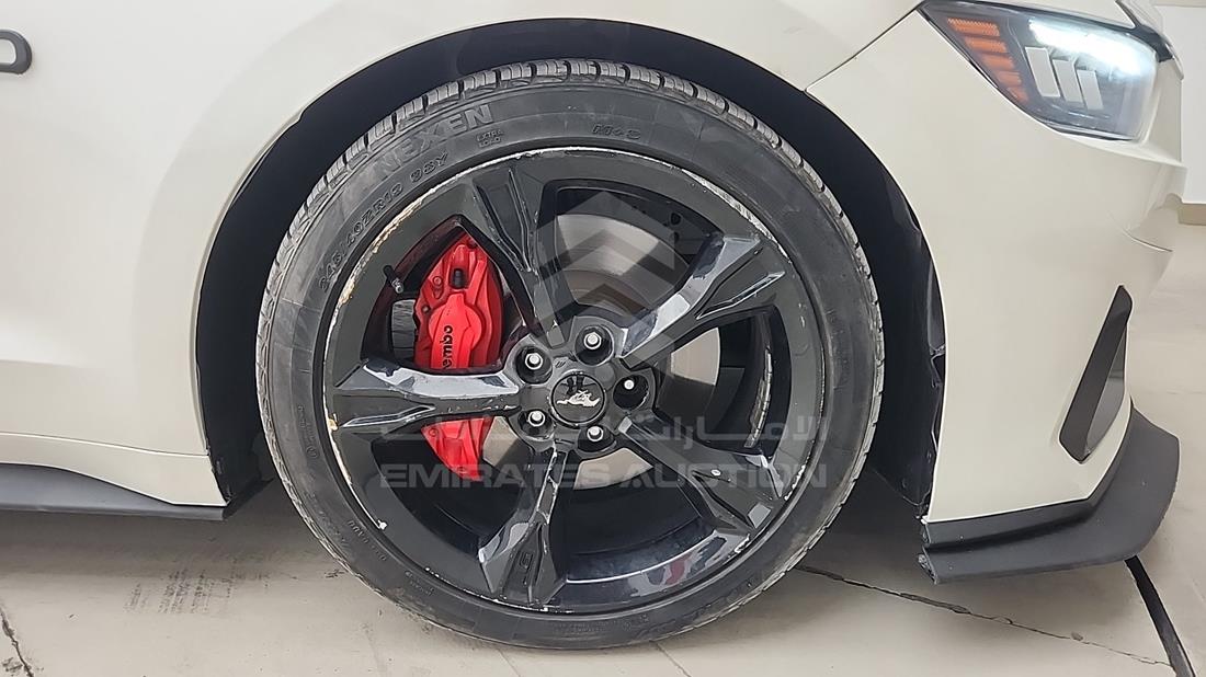 2017 Ford Mustang — Front Right Tyre — Photo 32