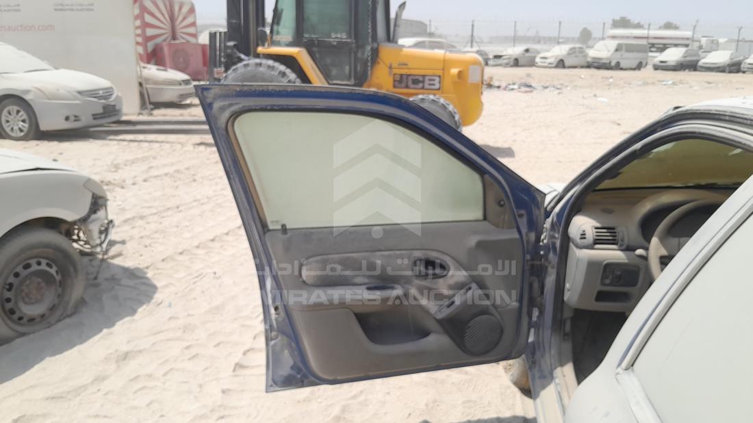 2007 Renault Clio — Front Left Door — Photo 10