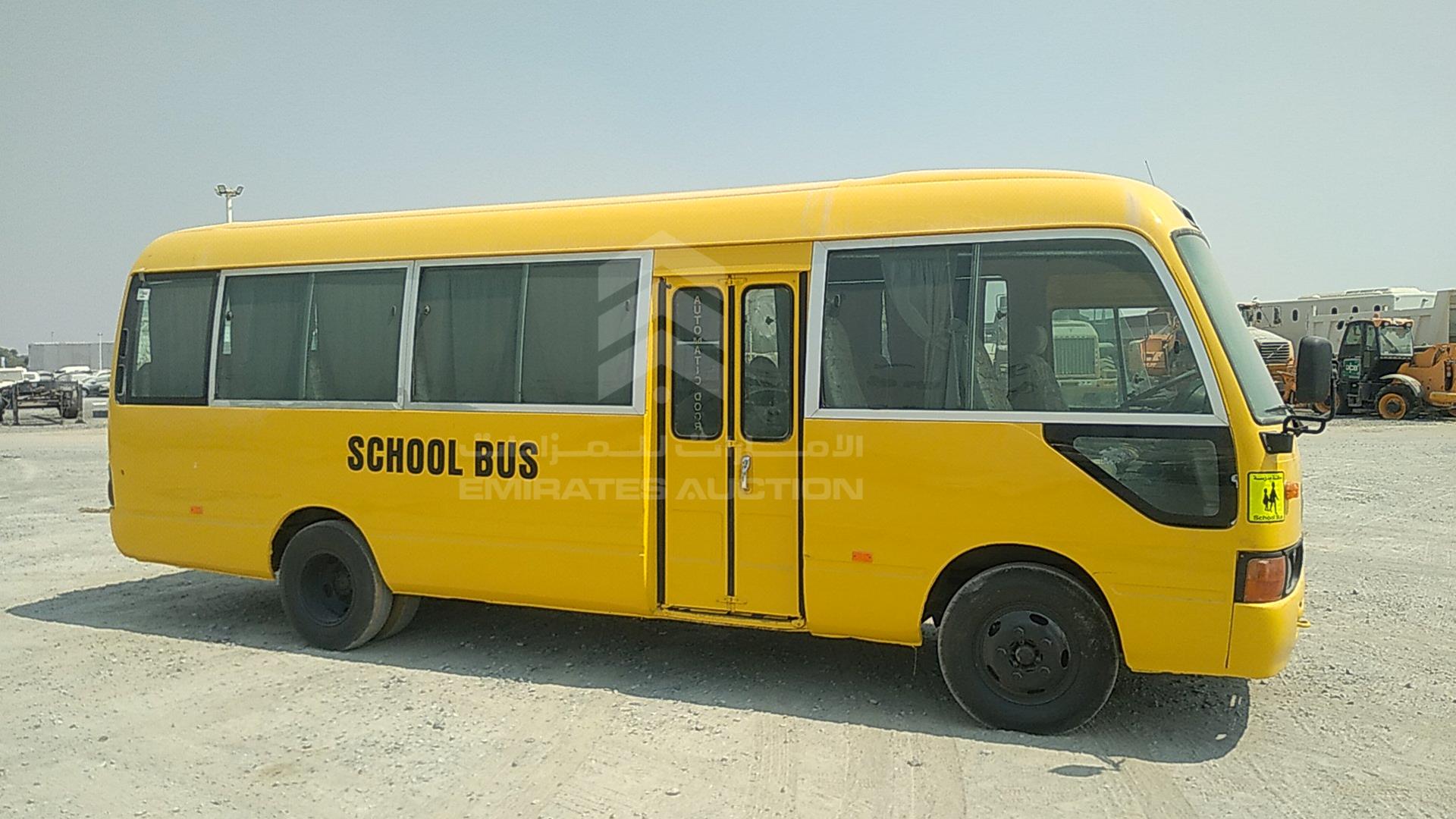 2002 TOYOTA COASTER VIN: JTGFB518921003422