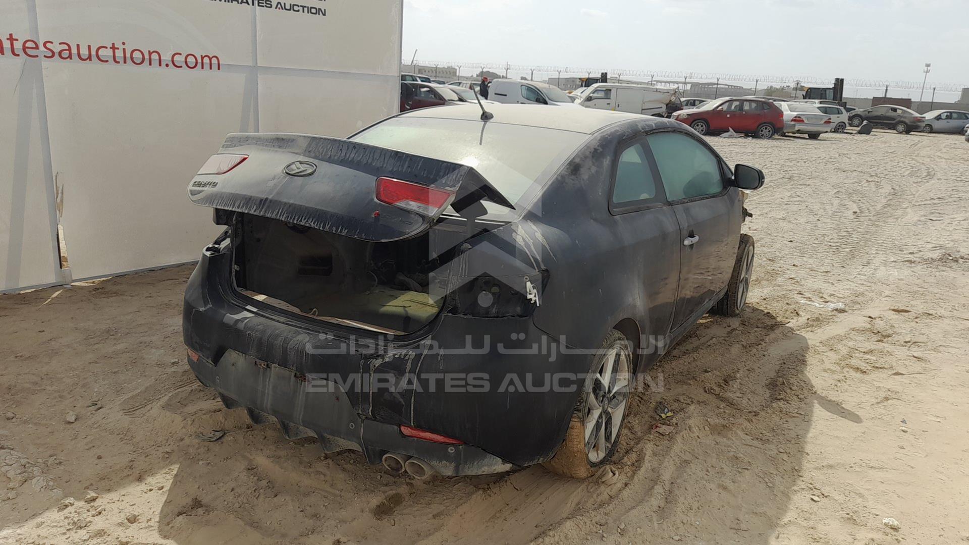 2013 KIA CERATO VIN: KNAFW6120D5618940