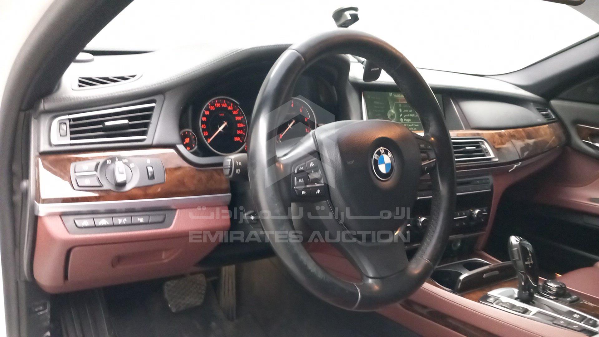 2013 BMW 750LI VIN: WBAYE8108DD145736
