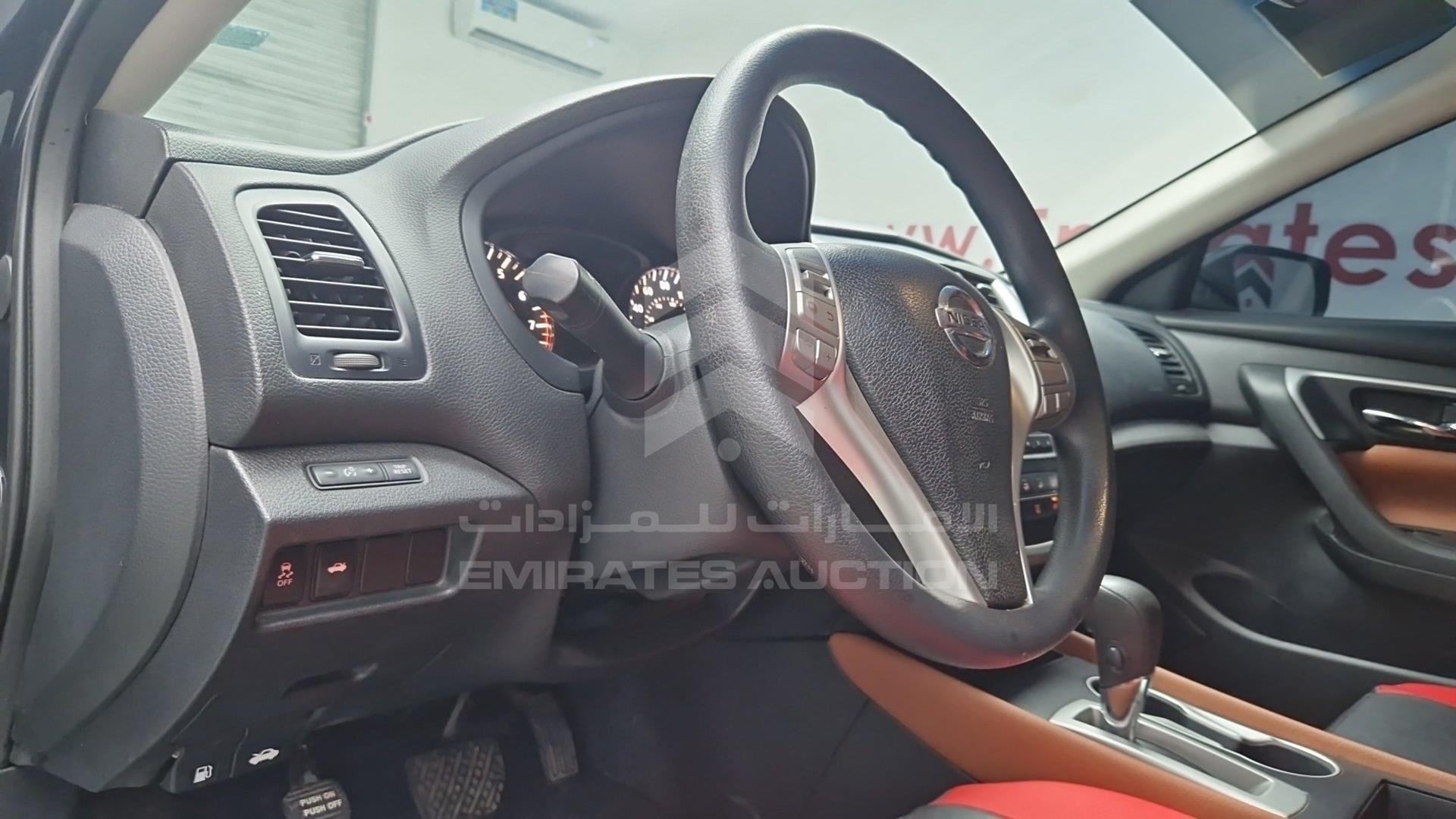 2017 NISSAN ALTIMA VIN: 1N4AL3AP3HC482343