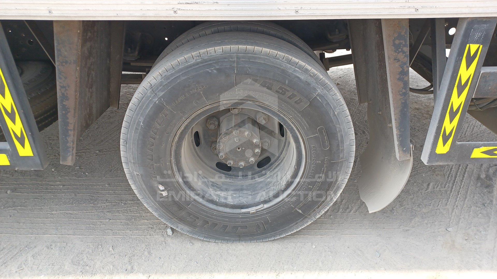 2015 HINO 300 VIN: JHHUCK1H3FK012131