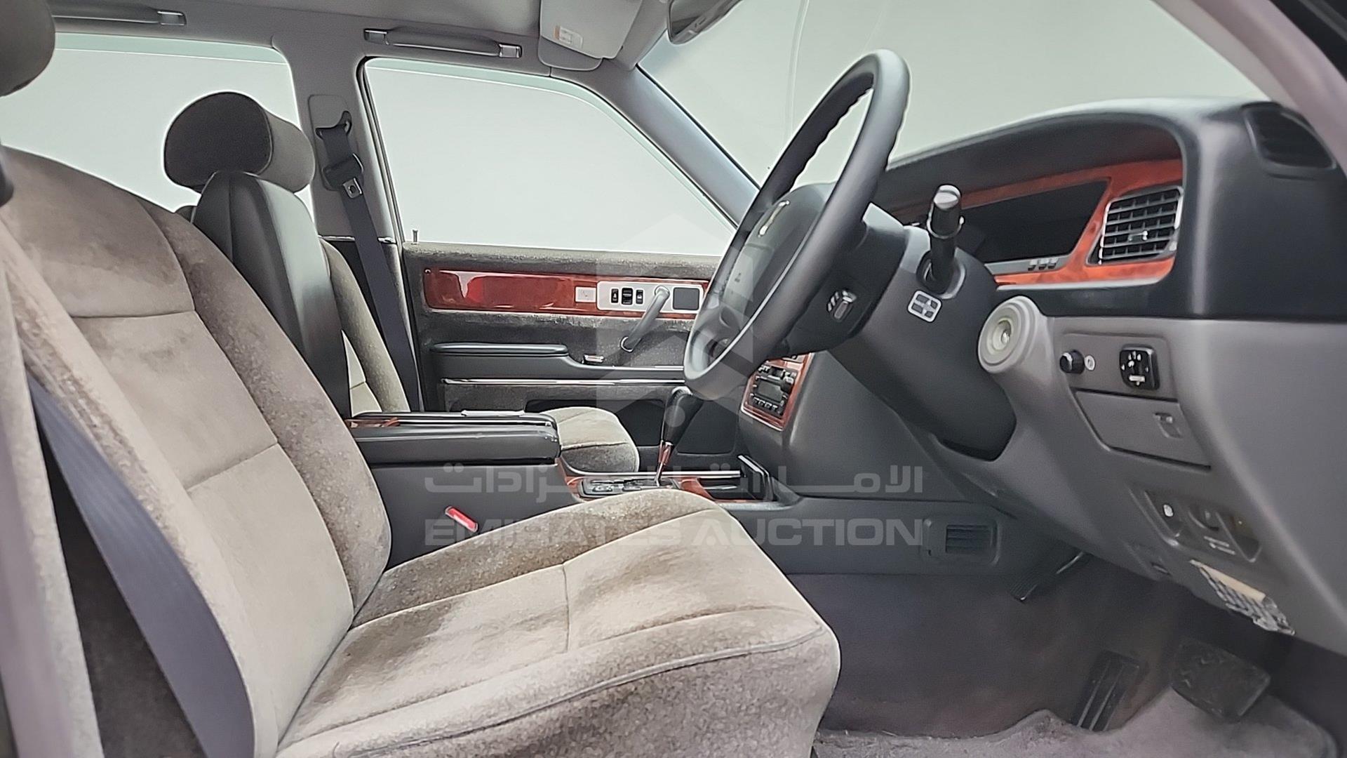 1994 TOYOTA CENTURY VIN: GZG500006703
