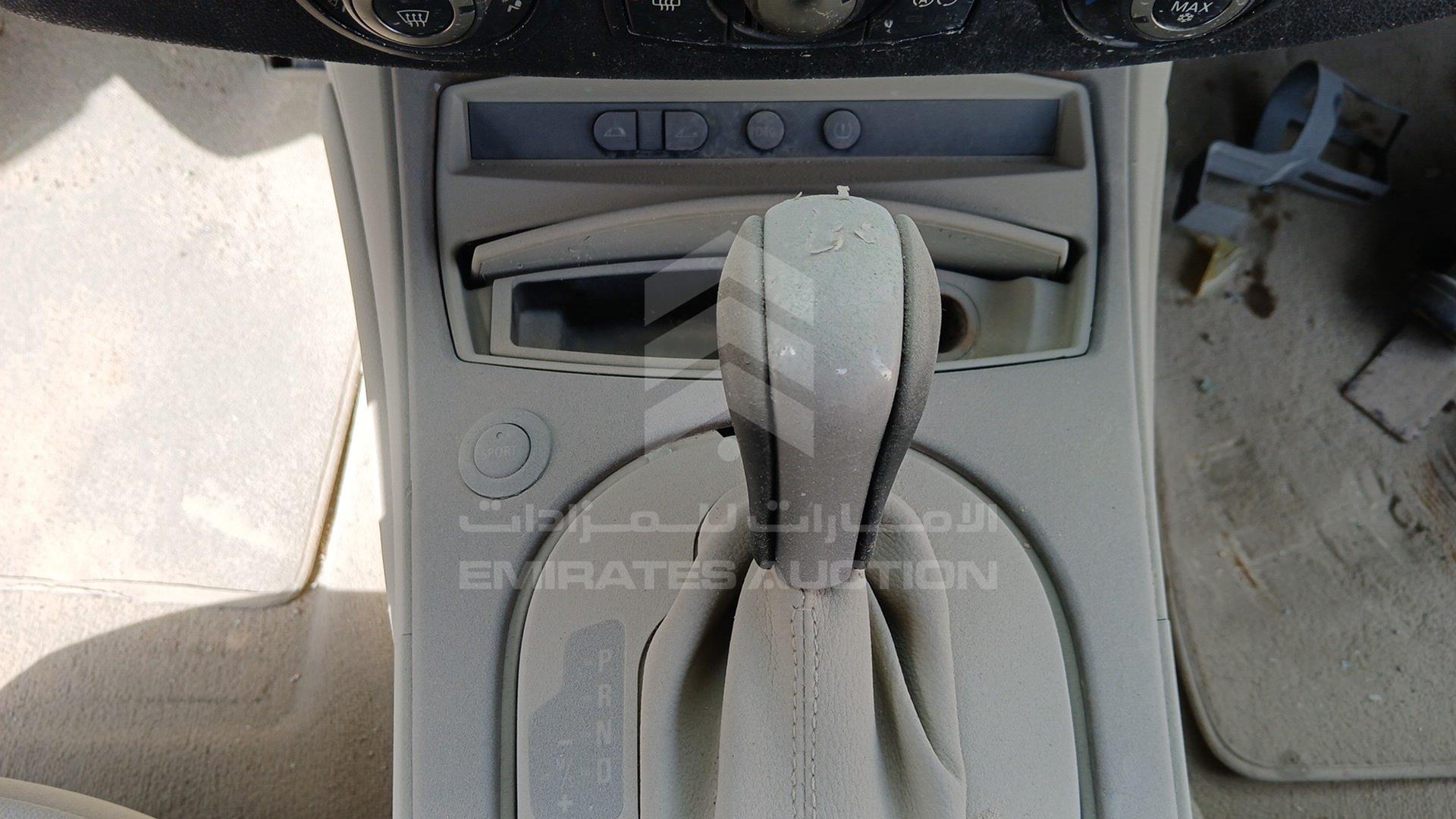 2006 BMW Z4 VIN: WBABU31026LH64274