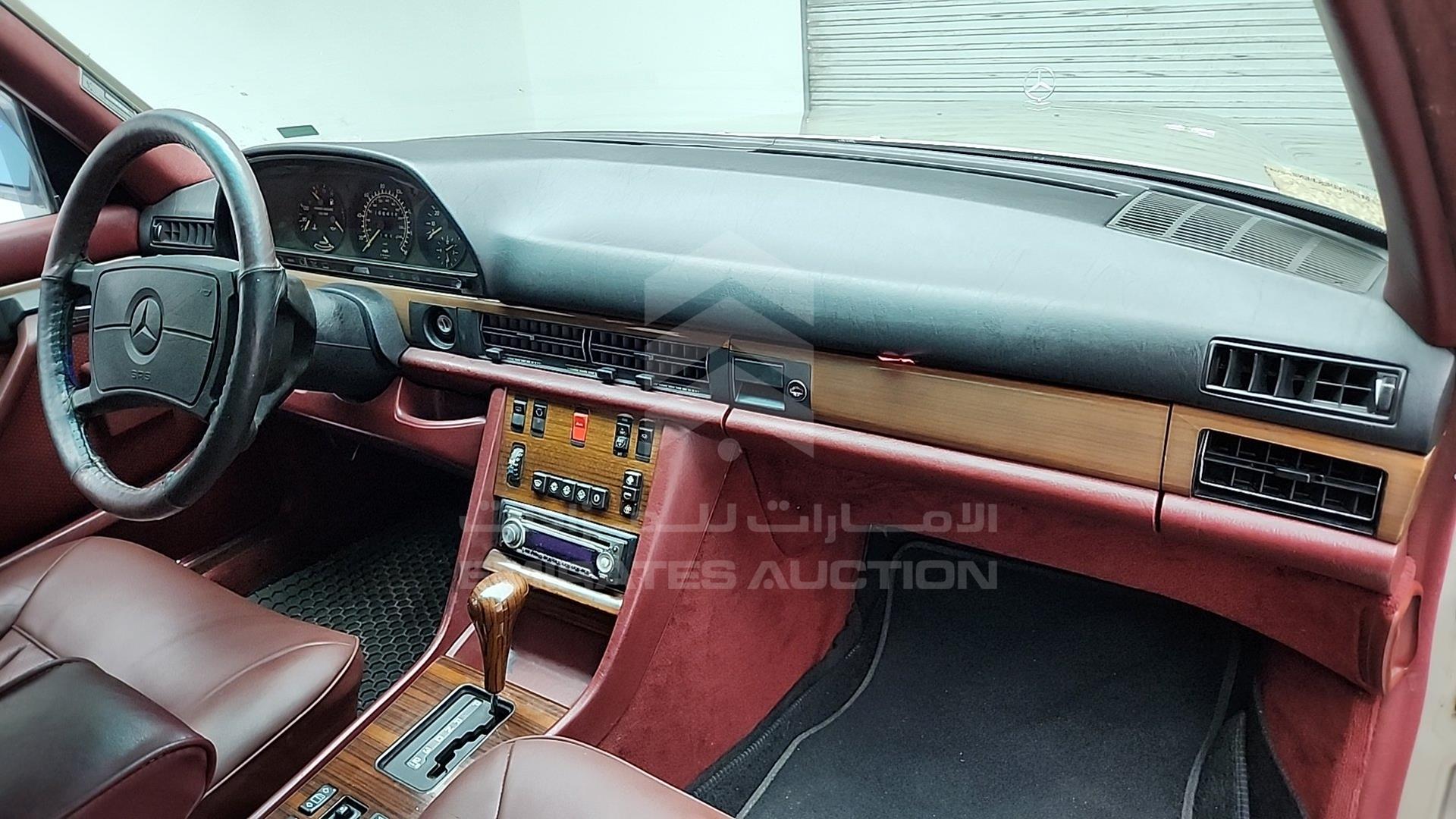 1988 MERCEDES 420 SEL VIN: WDBCA35D4JA363337