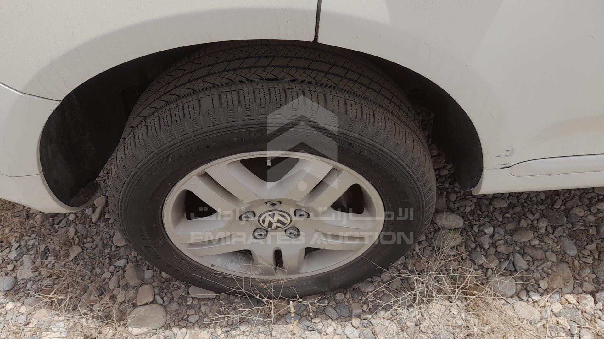 WVGAE27L86D051082 - 2006 Volkswagen Touareg - #348923