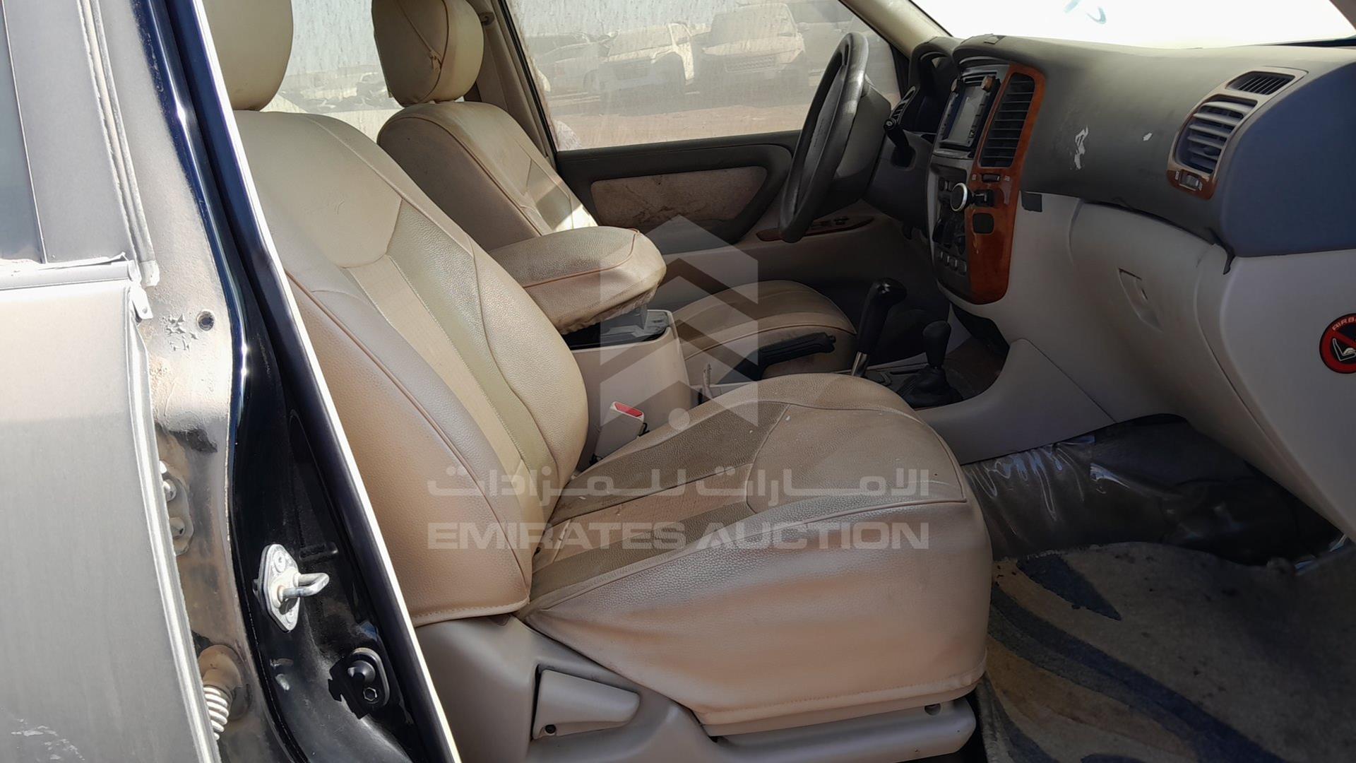 2004 TOYOTA LAND CRUISER VIN: JTEHJ09J445090852