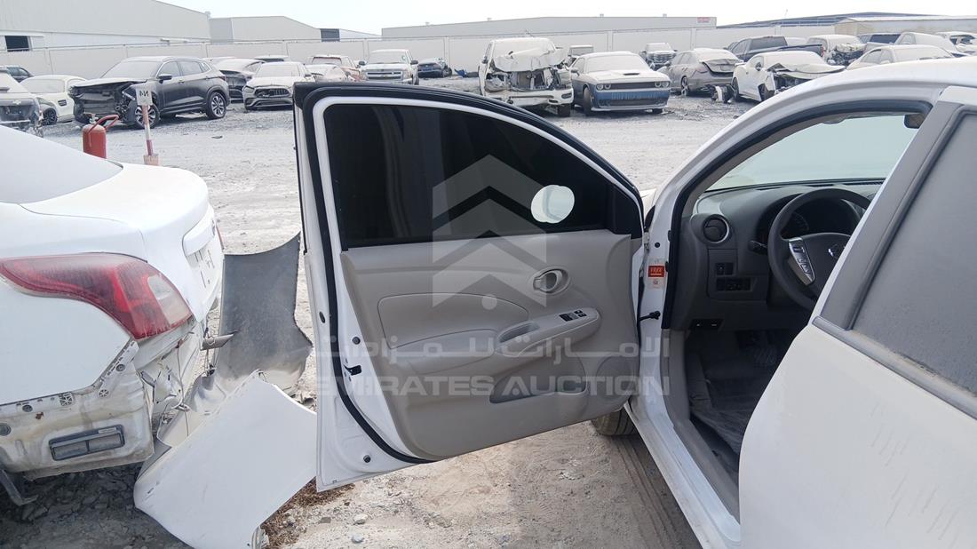 نيسان صني 2025 — الباب الأمامي الأيسر — صورة 11